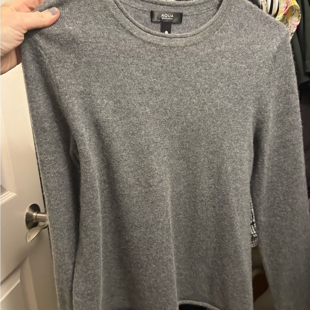 Aqua woman’s Gray Sweater